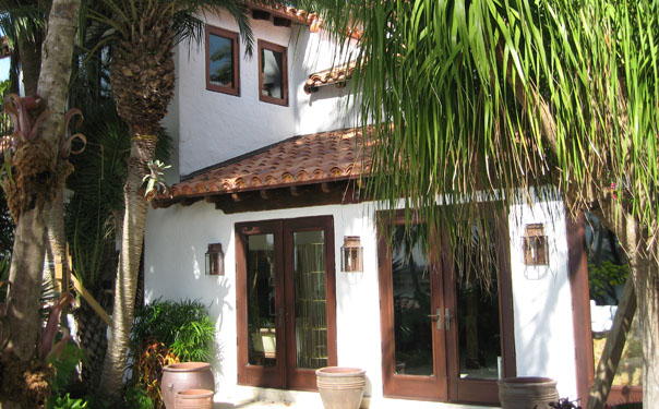 Handmade barrel tile roof